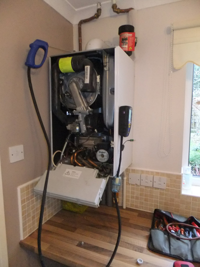 routine-combi-boiler-servicing